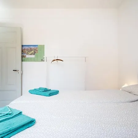 2 Zimmer In Jugendstilwohnung Mit Garten Appartamento Berna