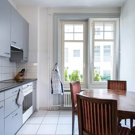 2 Zimmer In Jugendstilwohnung Mit Garten Appartamento Berna