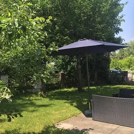Appartamento 2 Zimmer In Jugendstilwohnung Mit Garten